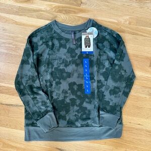 Mondetta Ladies’ Active Lightweight Top Crew Sweatshirt Camo Green Large NWT